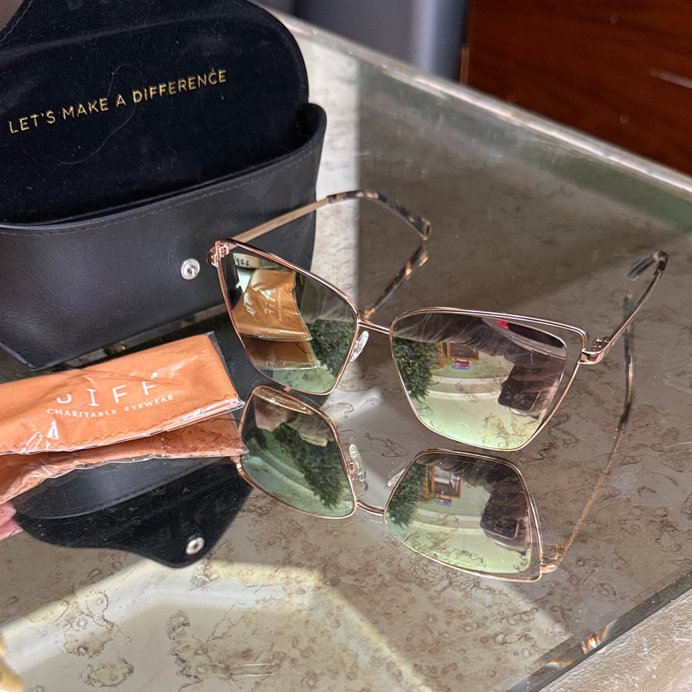 Diff rose Gold Sunglasses Becky-III pink mirror polarized